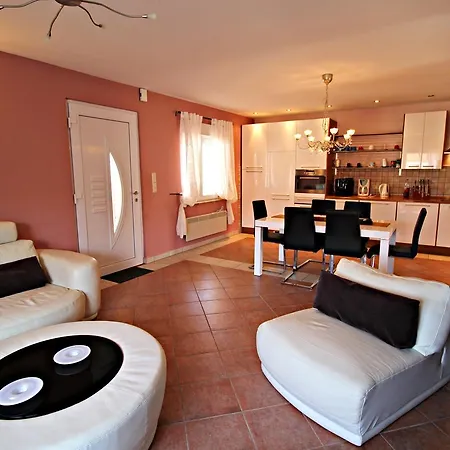 Silvia Apartment